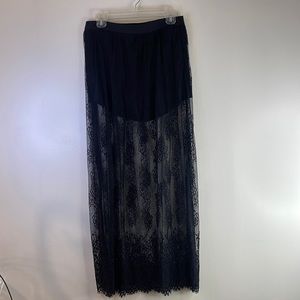 BLACK LACE SKIRT - CINTHY Q - LARGE - SHORTS INSERT